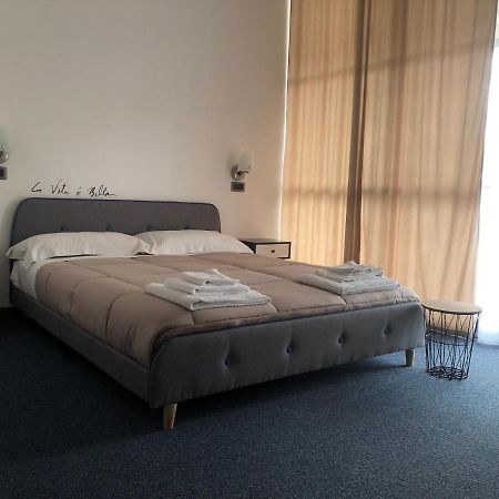 Hotel Domus Cerreto dʼEsi Eksteriør bilde